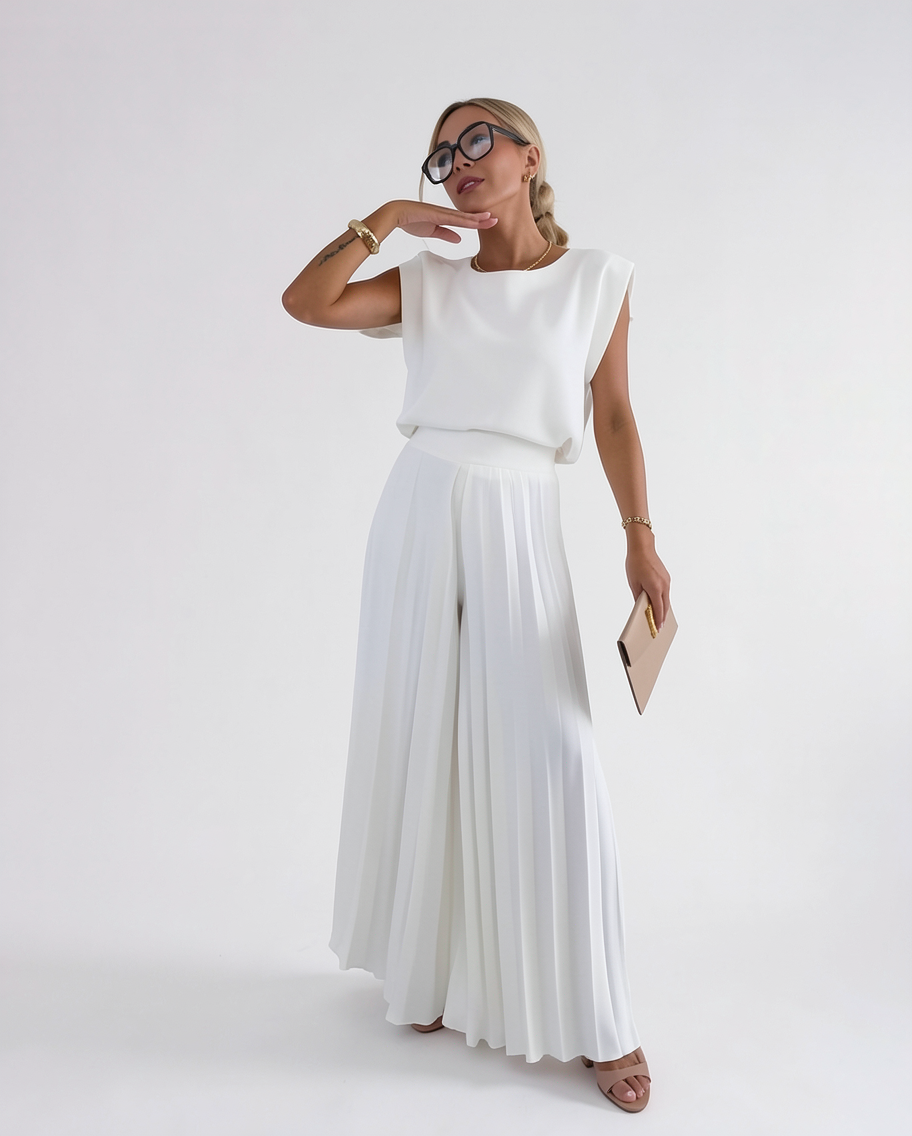 Elegant Chic Women's Set with Pleated Jumpsuit