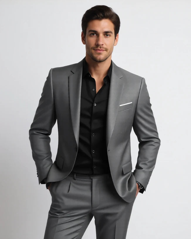 Stylish Tailored Slim Fit Men's Suit for All Season Wear