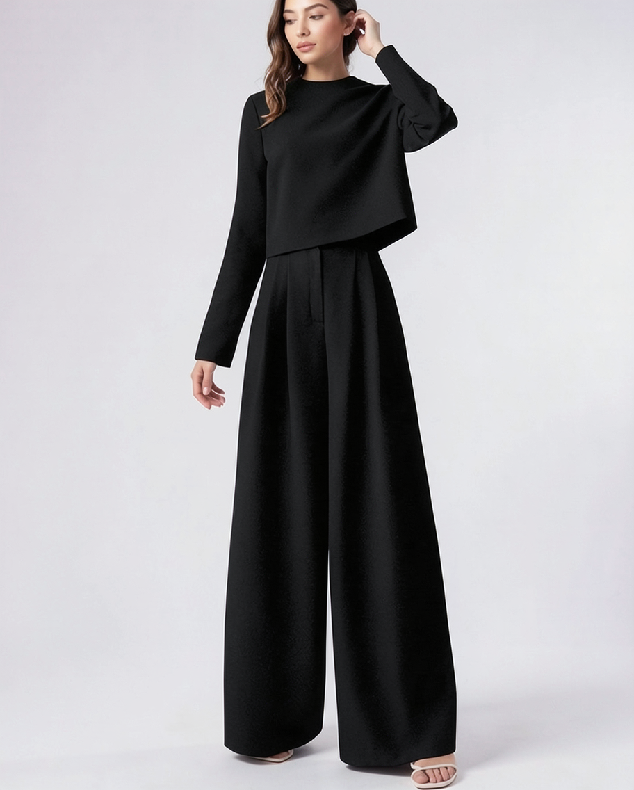 Chic Relaxed Fit Two-Piece Outfit Set