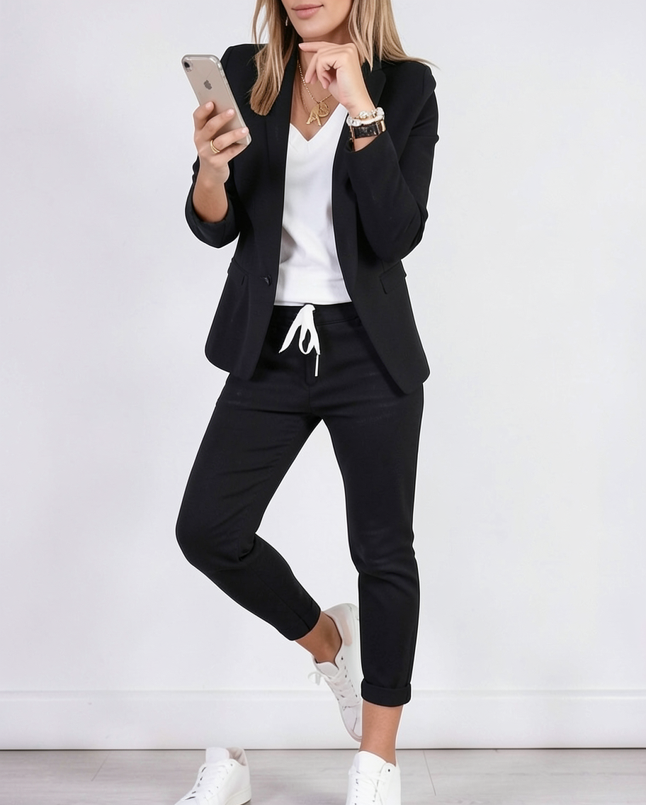 Chic Tailored Blazer and Jogger Pants Set for Women