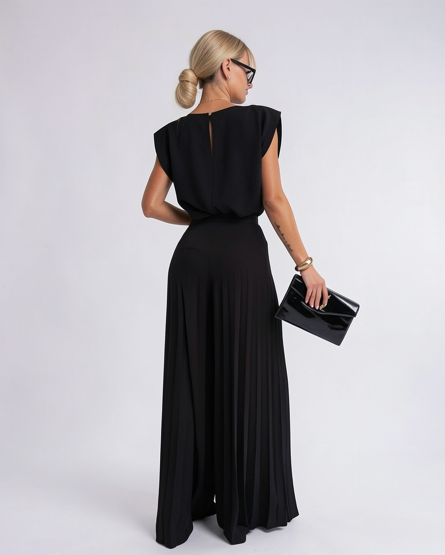 Elegant Chic Women's Set with Pleated Jumpsuit