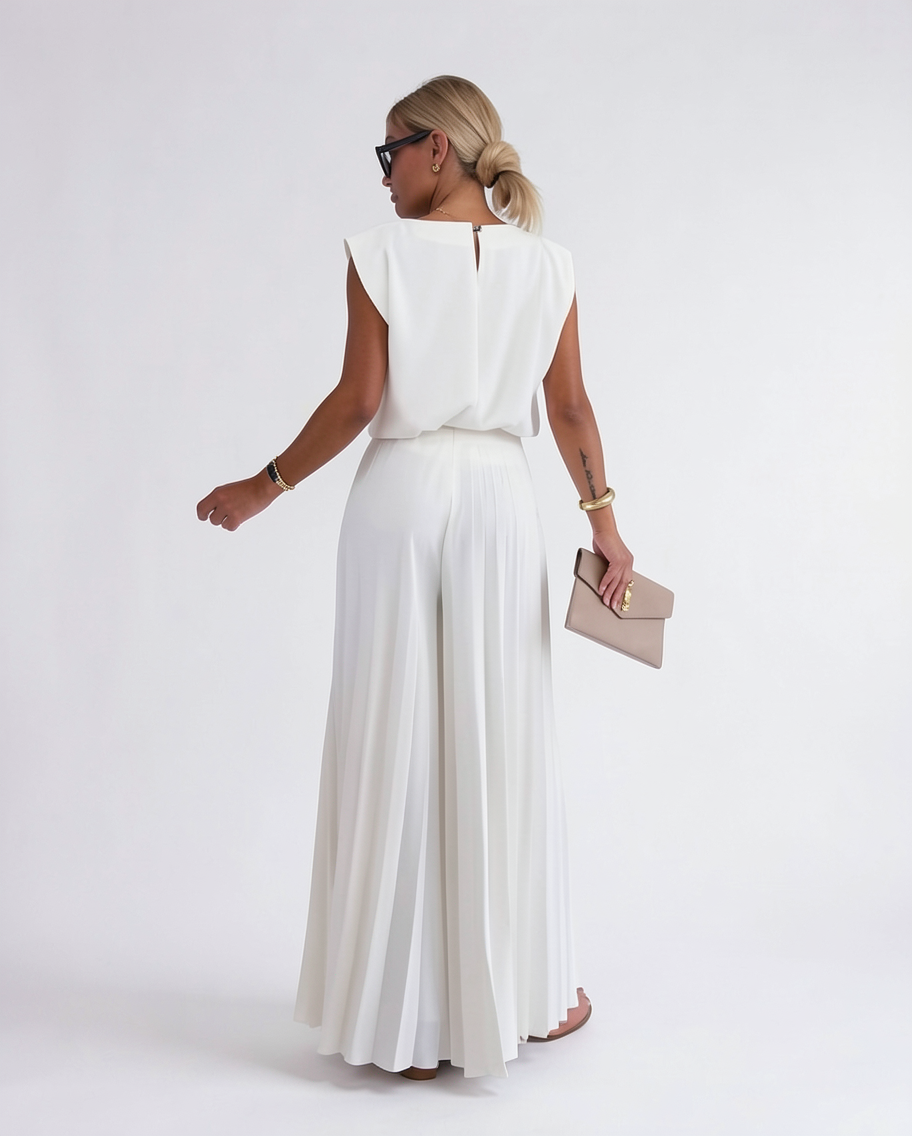 Elegant Chic Women's Set with Pleated Jumpsuit