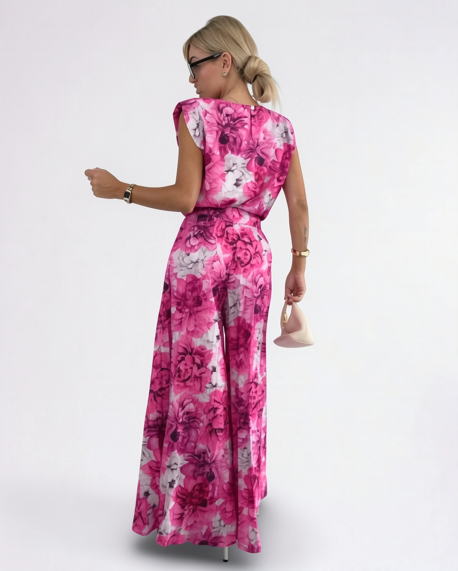 Elegant Chic Women's Set with Pleated Jumpsuit